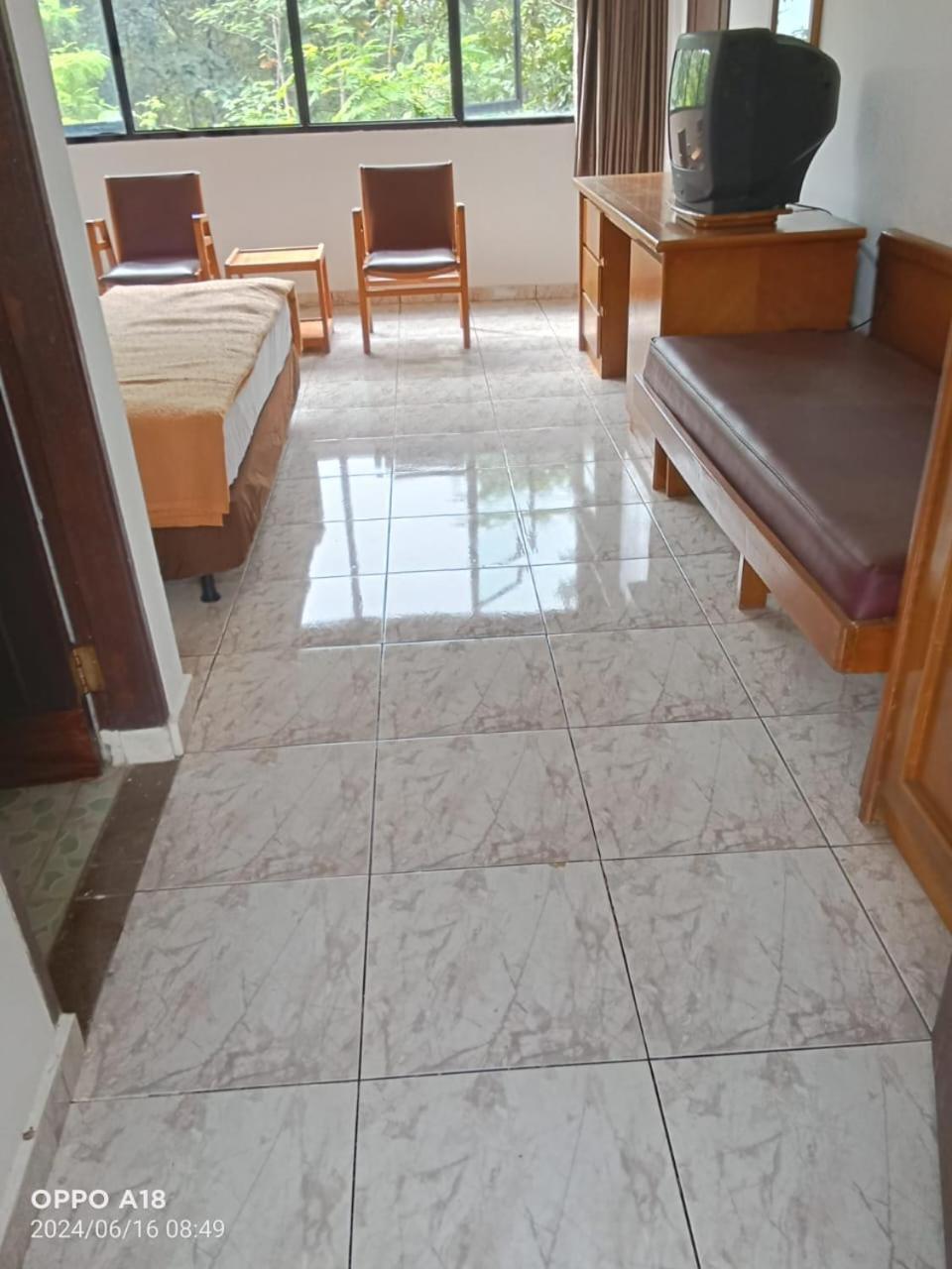 Hotel Kumala Samudra Cikakak Exterior foto